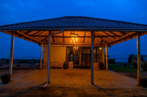 Acacia Wilderness Mweya